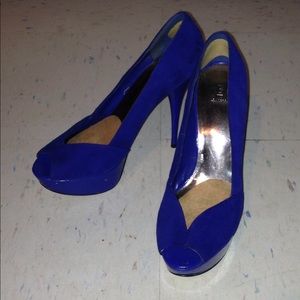 Bakers cobalt blue peep toe pumps